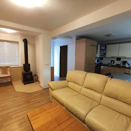 Apartman Hulin, Chrastany - Bily Eksteriør bilde